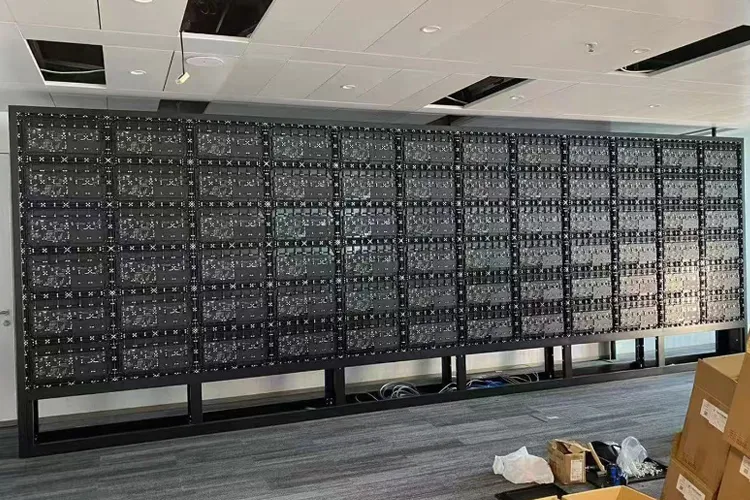 LED Die-cast Aluminum Bracket - example 4